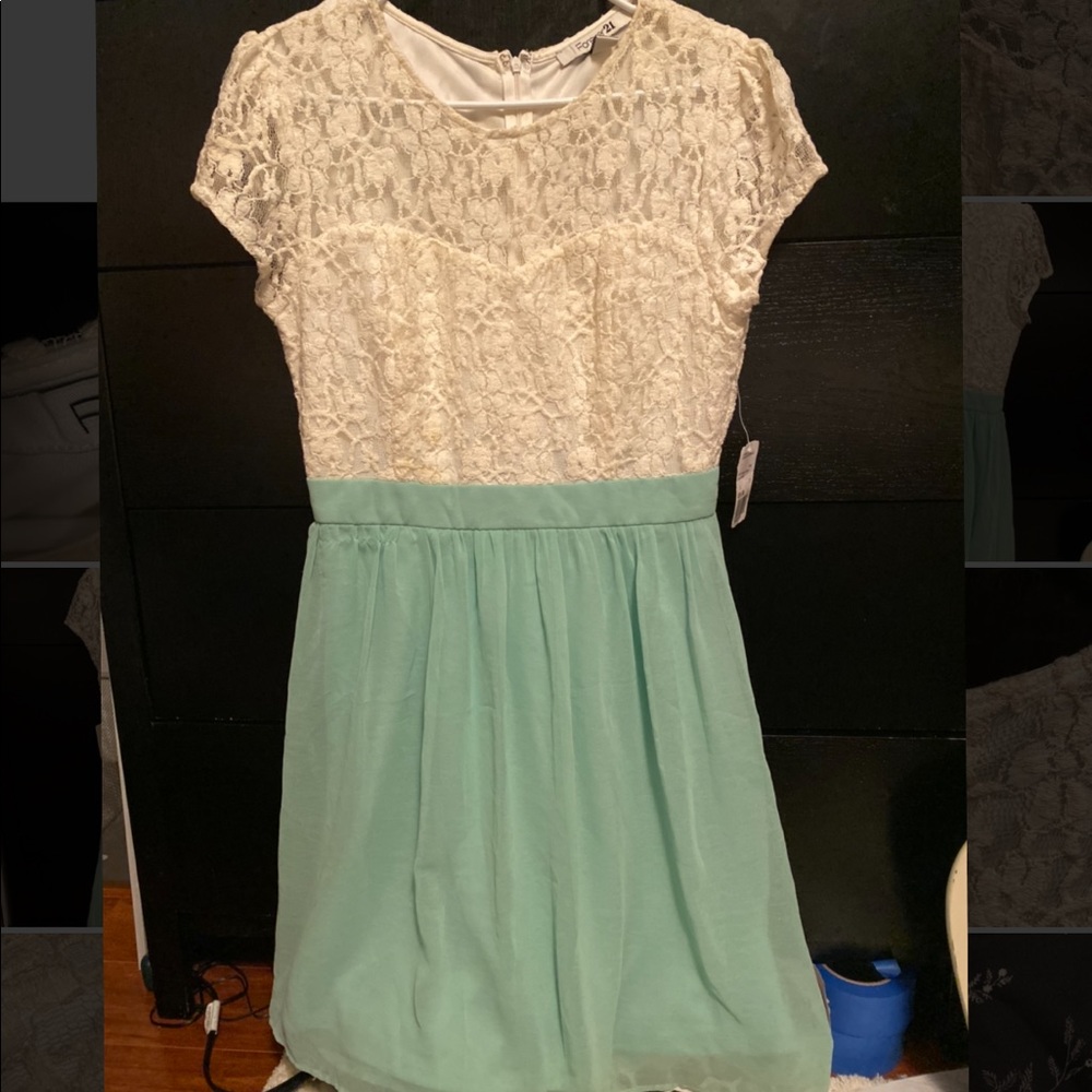 Lace Sweetheart Neckline Seafoam Dress